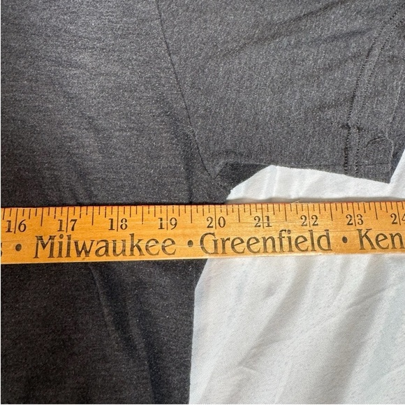 Nike Milwaukee Brewers Shirt Adult Large Gray Regular Fit Baseball Crew Short Sl - Picture 4 of 7